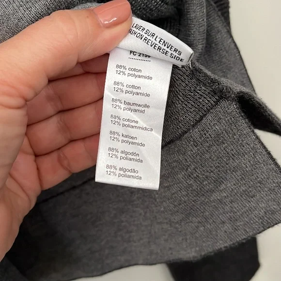 Lacoste Sweater - Picture 4 of 5